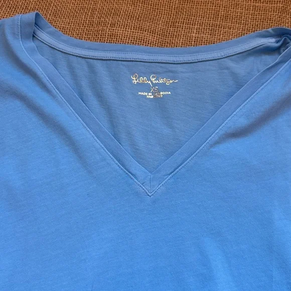 NWT Lilly Pulitzer shirt - Picture 2 of 5